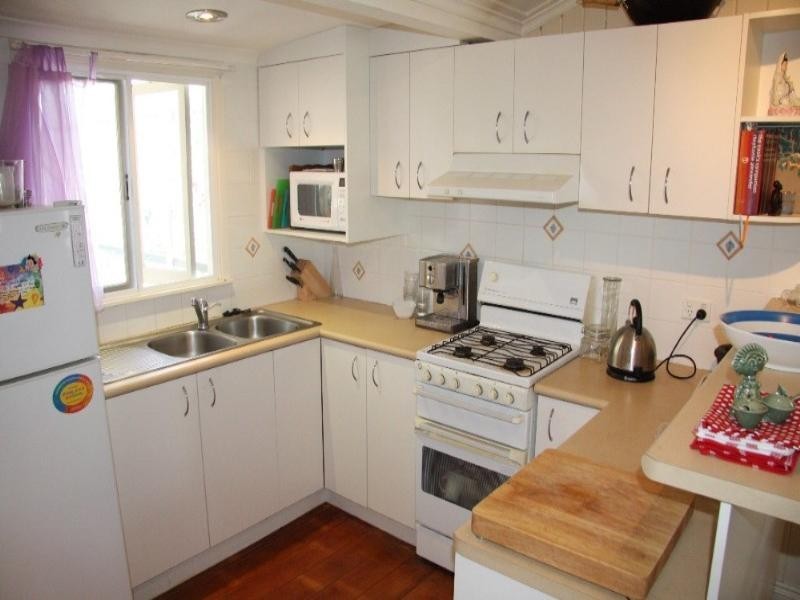 9 Ernest Street, Gaythorne QLD 4051