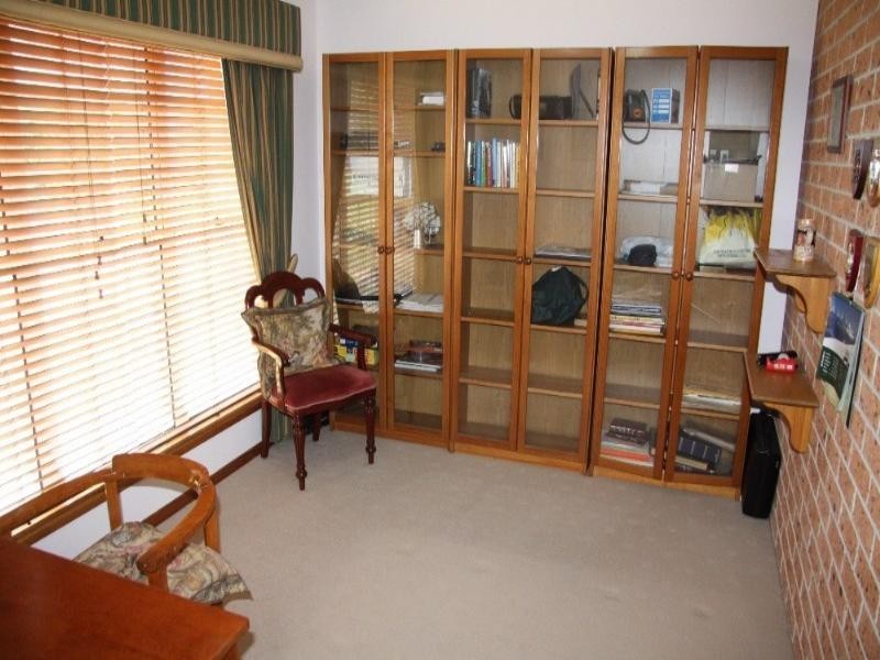 16 Dors Court, Stafford Heights QLD 4053