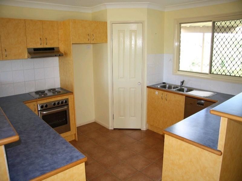 53 Biralee Close, Samford QLD 4520