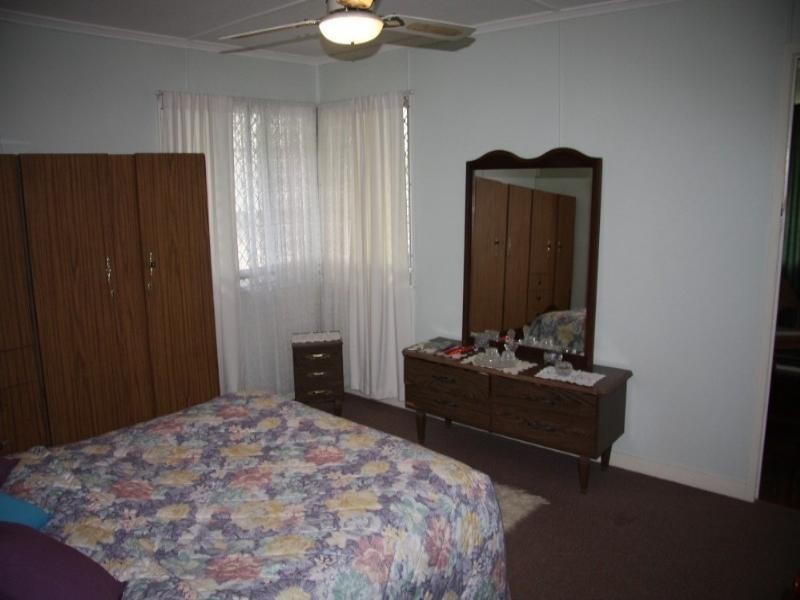 22 Normanton Street, Stafford Heights QLD 4053