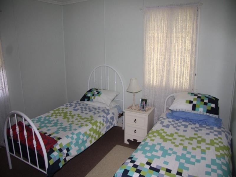 22 Normanton Street, Stafford Heights QLD 4053