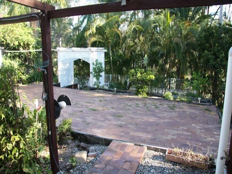 25 Fairway Outlook, Arana Hills QLD 4054