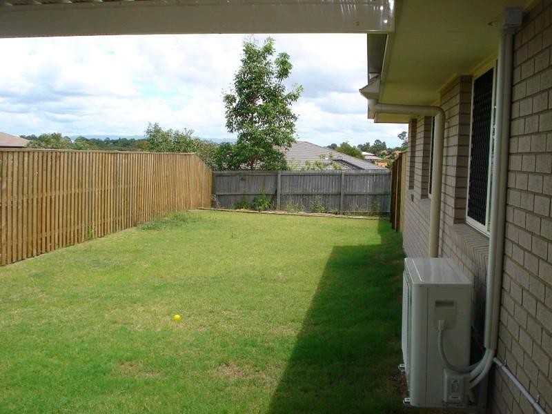 1/3 Grevillia Court, Griffin QLD 4503