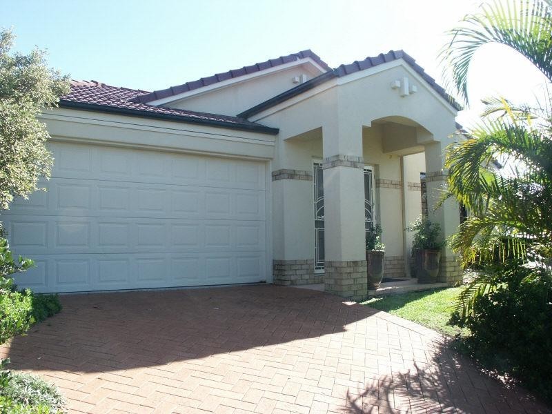 112 Streisand Drive, Mcdowall QLD 4053