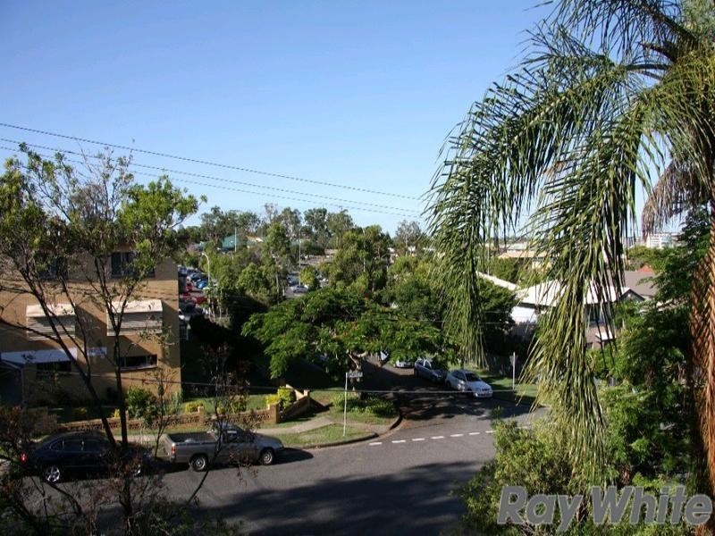 6/70 Hilltop Avenue, Chermside QLD 4032