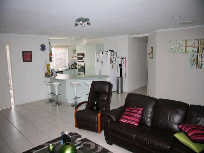 78 Glengarry Road, Keperra QLD 4054