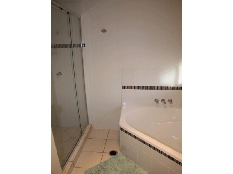 78 Glengarry Road, Keperra QLD 4054