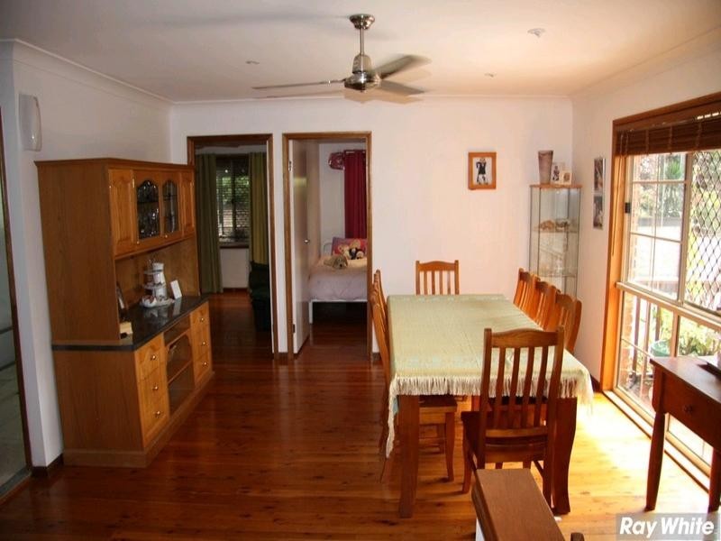 17 Rogers Parade West, Everton Park QLD 4053