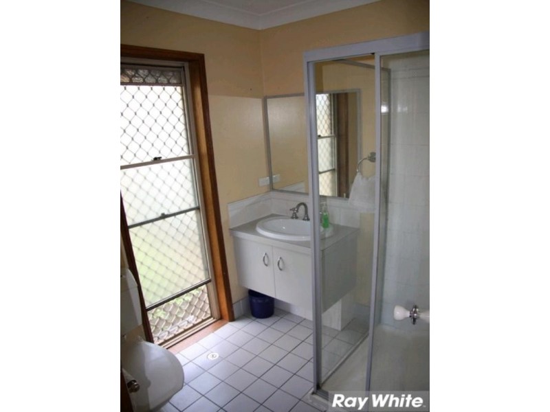 17 Rogers Parade West, Everton Park QLD 4053