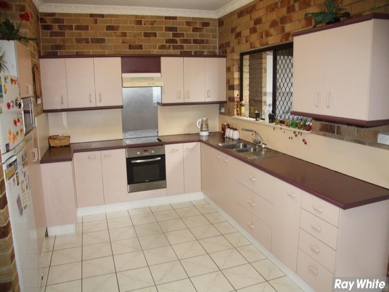 1 Bel-Air Court, Ferny Hills QLD 4055