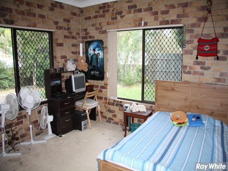 1 Bel-Air Court, Ferny Hills QLD 4055