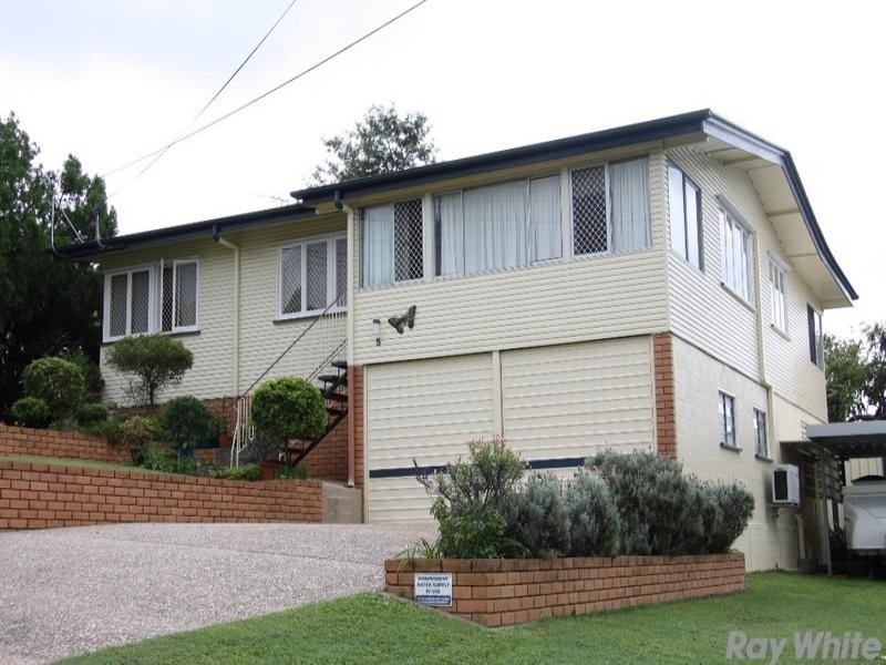 5 Sarina Street, Stafford Heights QLD 4053