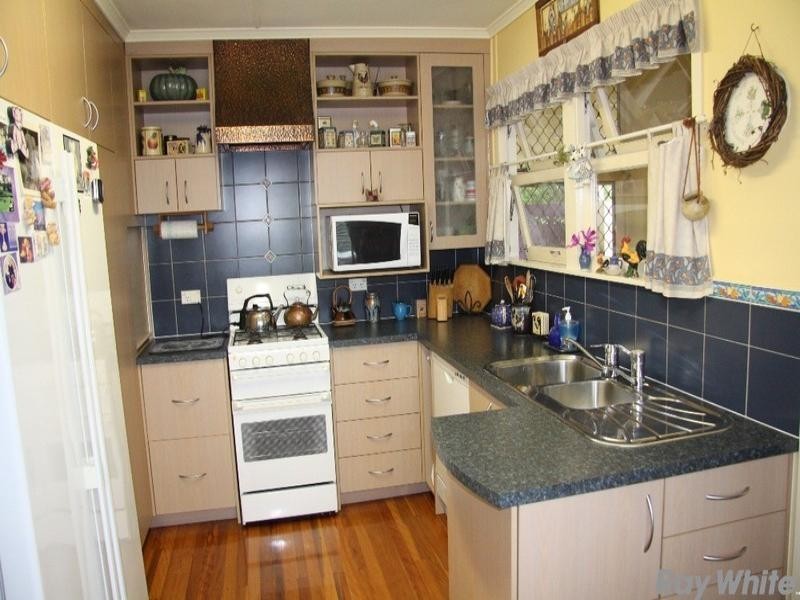 5 Sarina Street, Stafford Heights QLD 4053