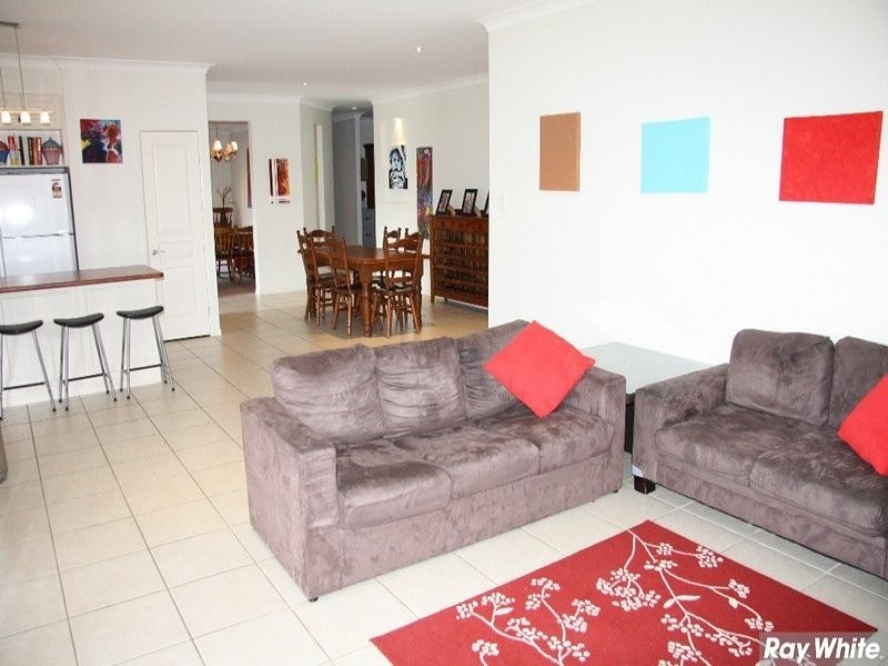 7 Mindi Court, Cashmere QLD 4500