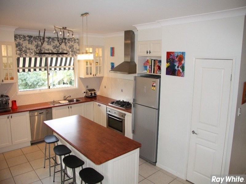 7 Mindi Court, Cashmere QLD 4500