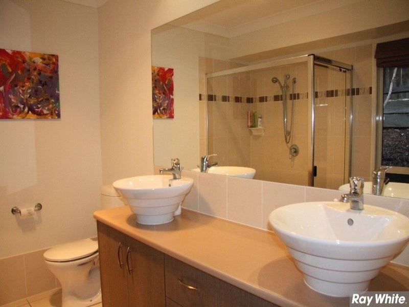 7 Mindi Court, Cashmere QLD 4500