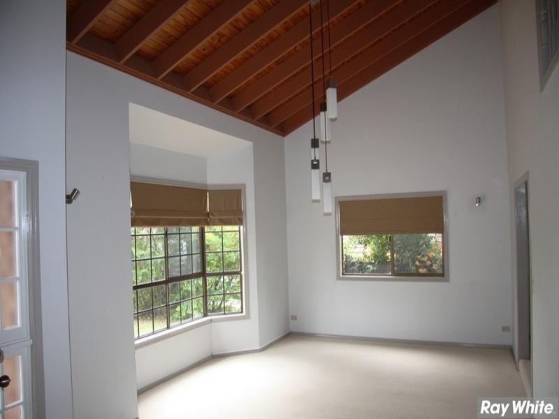 35 Edwards Drive, Albany Creek QLD 4035