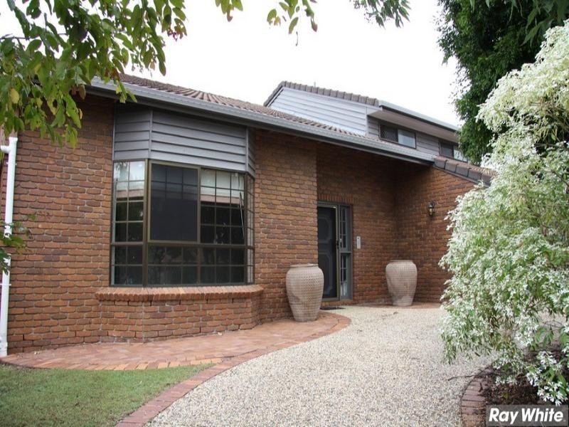 35 Edwards Drive, Albany Creek QLD 4035
