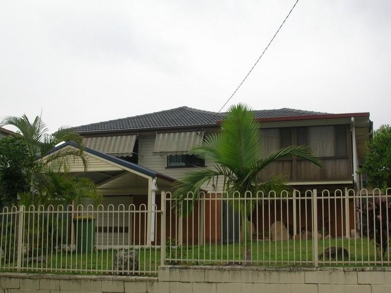 19 Derrima Crescent, Ferny Hills QLD 4055