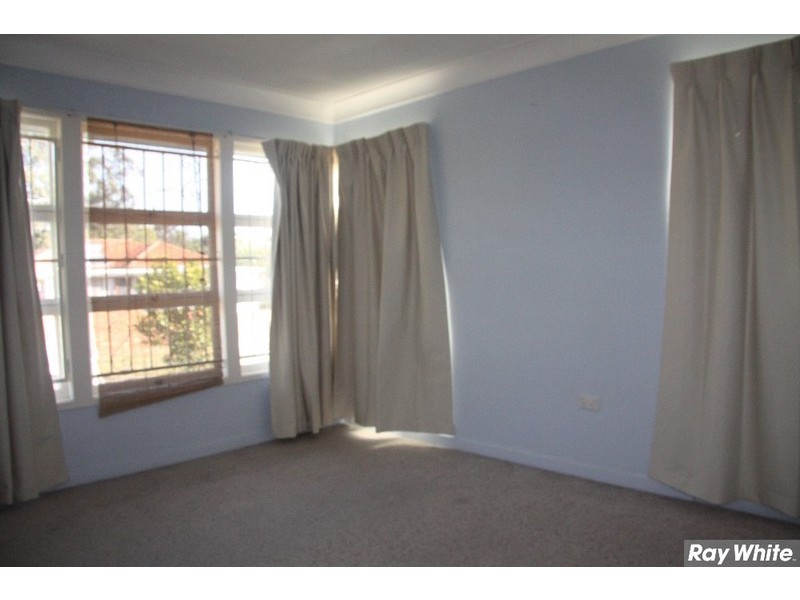 4 Besson Street, Stafford Heights QLD 4053