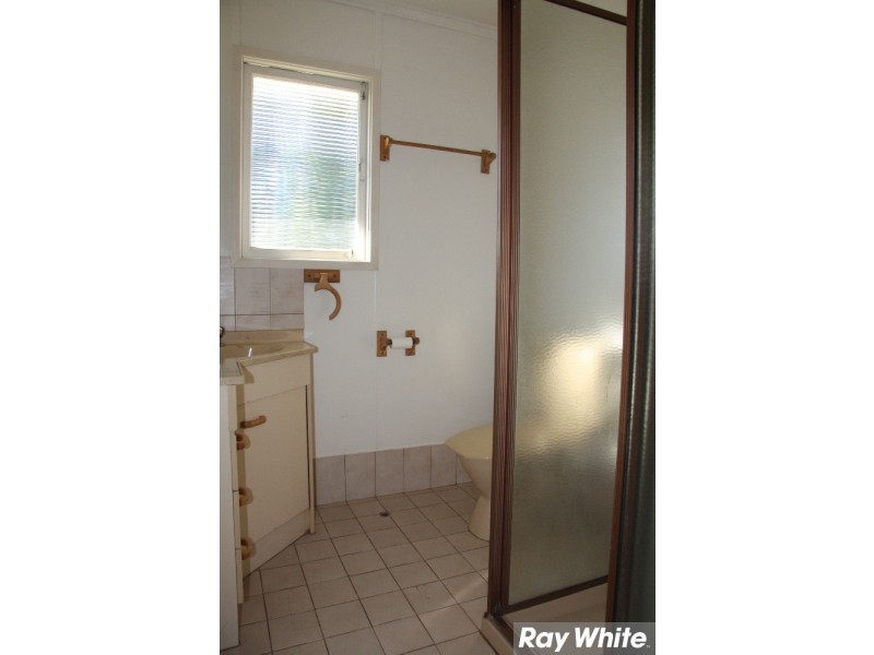 4 Besson Street, Stafford Heights QLD 4053