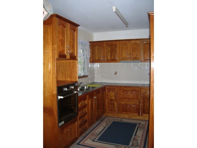 19 Derrima Crescent, Ferny Hills QLD 4055