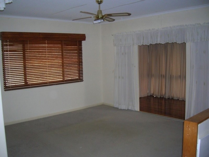 19 Derrima Crescent, Ferny Hills QLD 4055