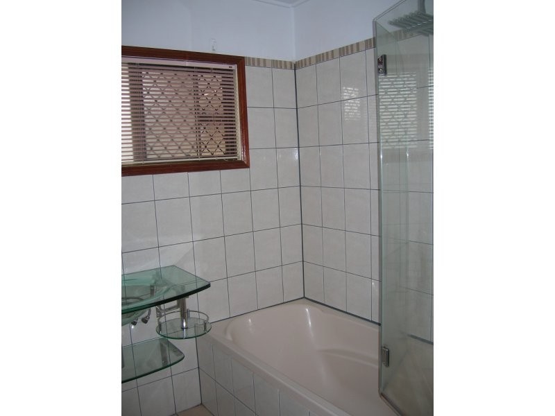 19 Derrima Crescent, Ferny Hills QLD 4055