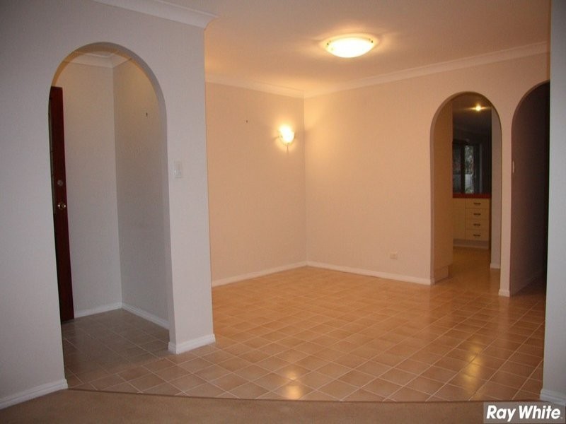 34 Sinatra Crescent, Mcdowall QLD 4053