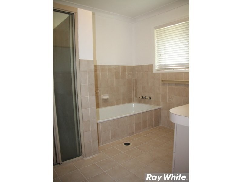 34 Sinatra Crescent, Mcdowall QLD 4053