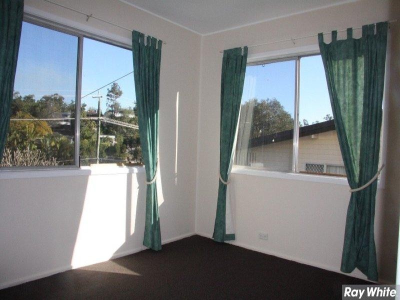 28 Cobbity Crescent, Arana Hills QLD 4054