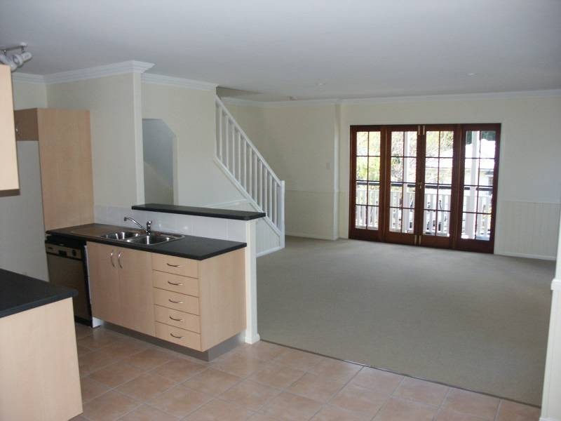 3/36 Farm Street, Newmarket QLD 4051