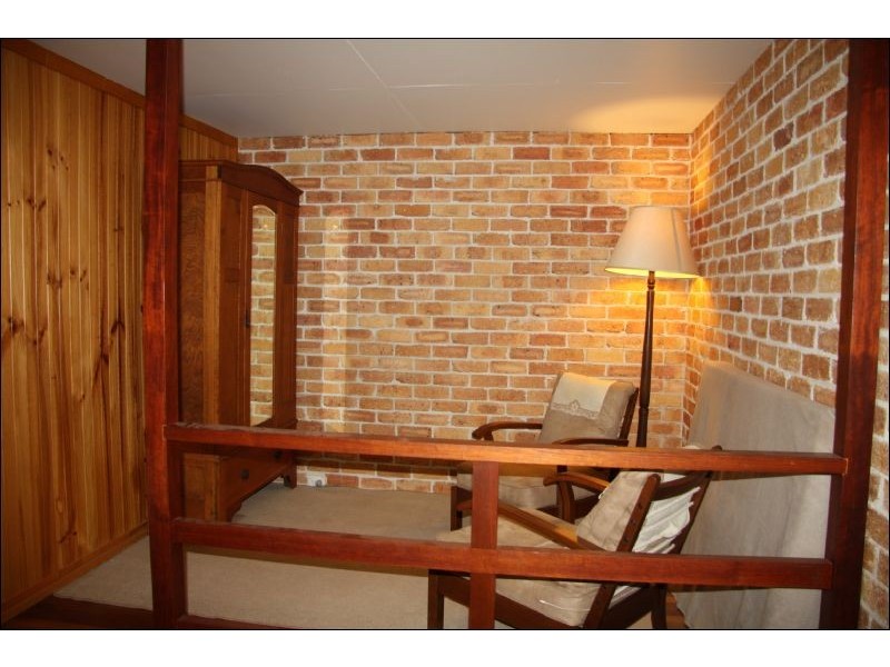 27 Leonarda Drive, Ferny Hills QLD 4055