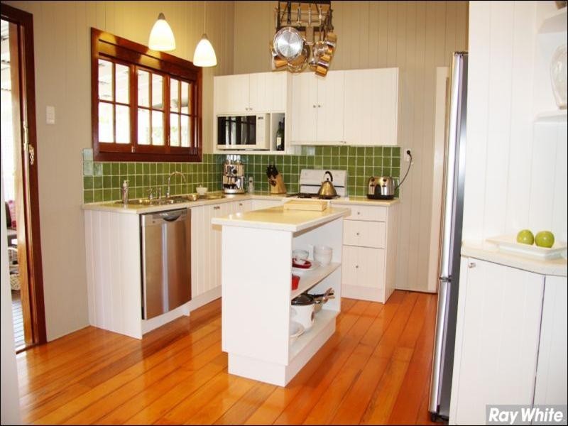 52 Crawford Avenue, Stafford QLD 4053