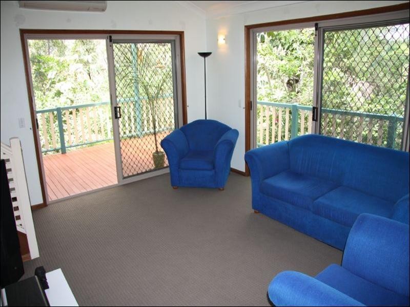 35 Leonarda Drive, Ferny Hills QLD 4055