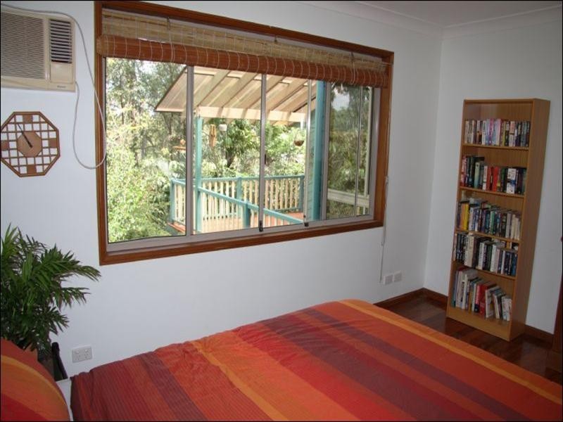 35 Leonarda Drive, Ferny Hills QLD 4055