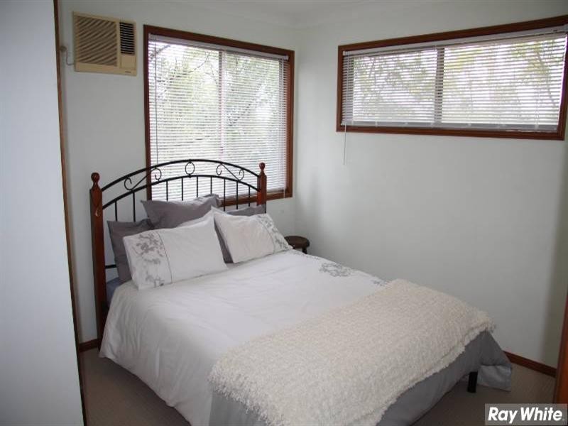 35 Leonarda Drive, Ferny Hills QLD 4055