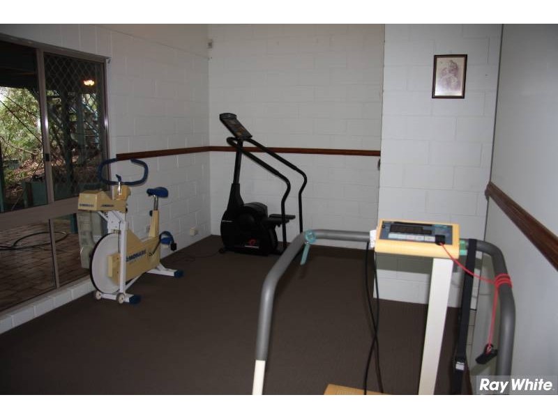 35 Leonarda Drive, Ferny Hills QLD 4055