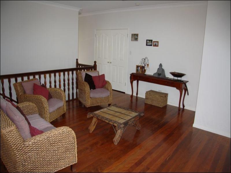 3 Redford Crescent, Mcdowall QLD 4053