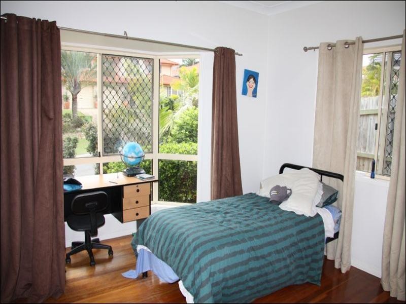 3 Redford Crescent, Mcdowall QLD 4053