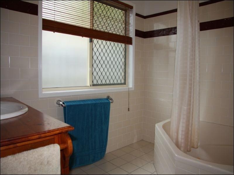 3 Redford Crescent, Mcdowall QLD 4053