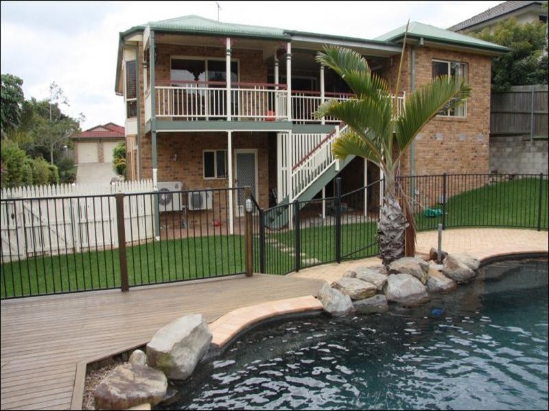 3 Redford Crescent, Mcdowall QLD 4053