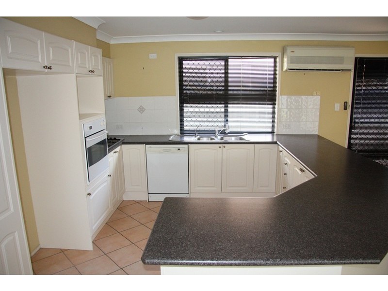 112 Streisand Drive, Mcdowall QLD 4053