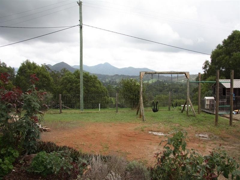 53 Birralee Close, Samford QLD 4520