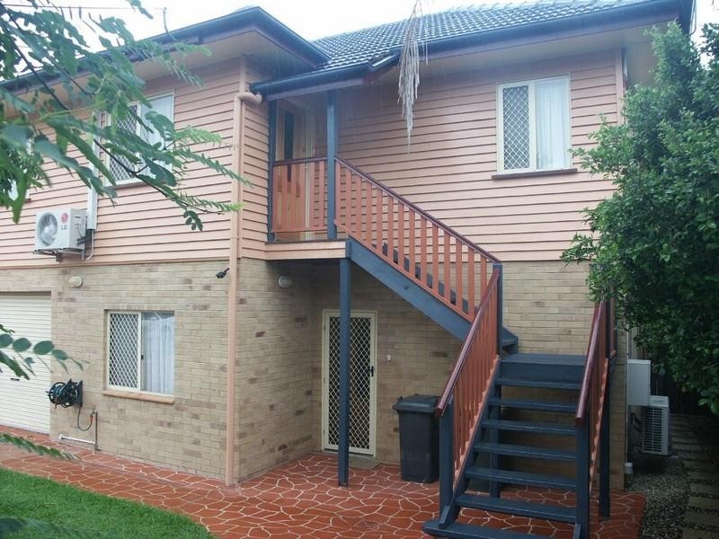 4 Ashmore Street, Everton Park QLD 4053