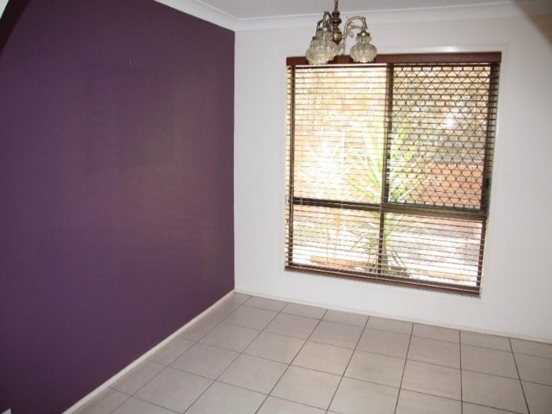 2 Lackeen Street, Everton Park QLD 4053