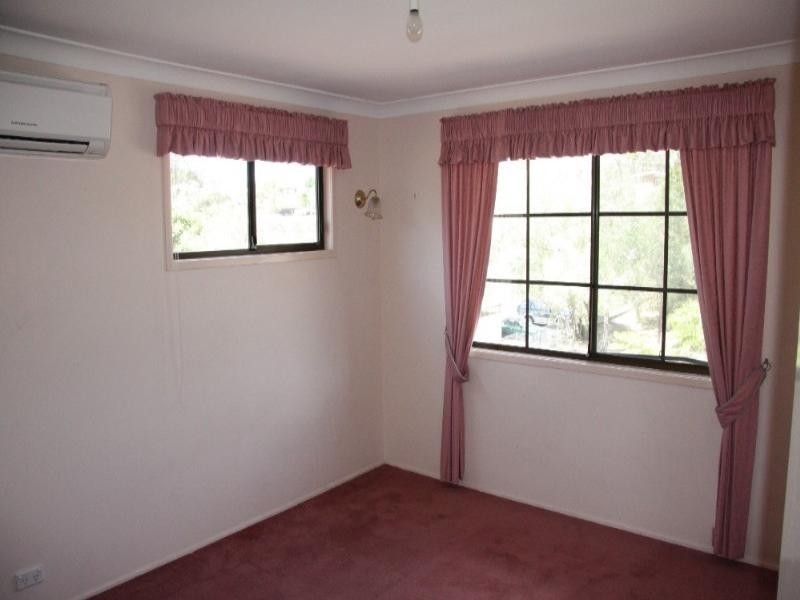 2 Lackeen Street, Everton Park QLD 4053