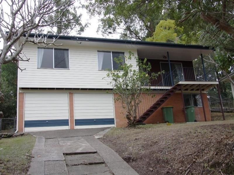 28 Cobbity Crescent, Arana Hills QLD 4054