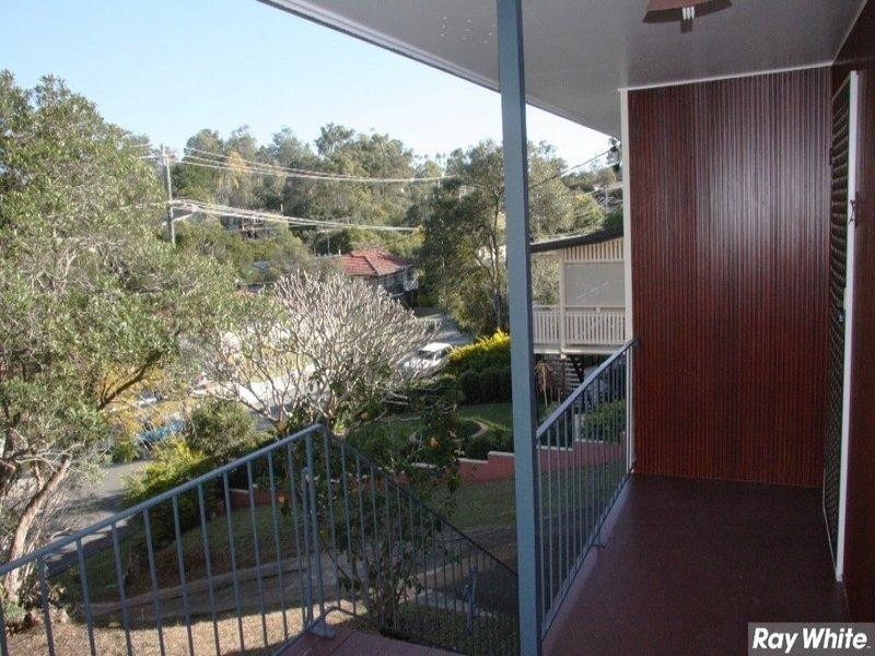 28 Cobbity Crescent, Arana Hills QLD 4054