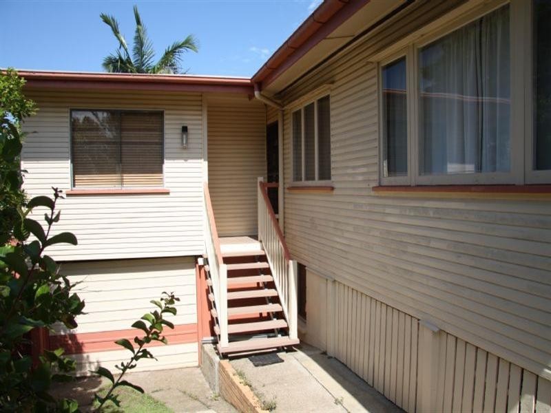 11 Greenhill Street, Everton Park QLD 4053